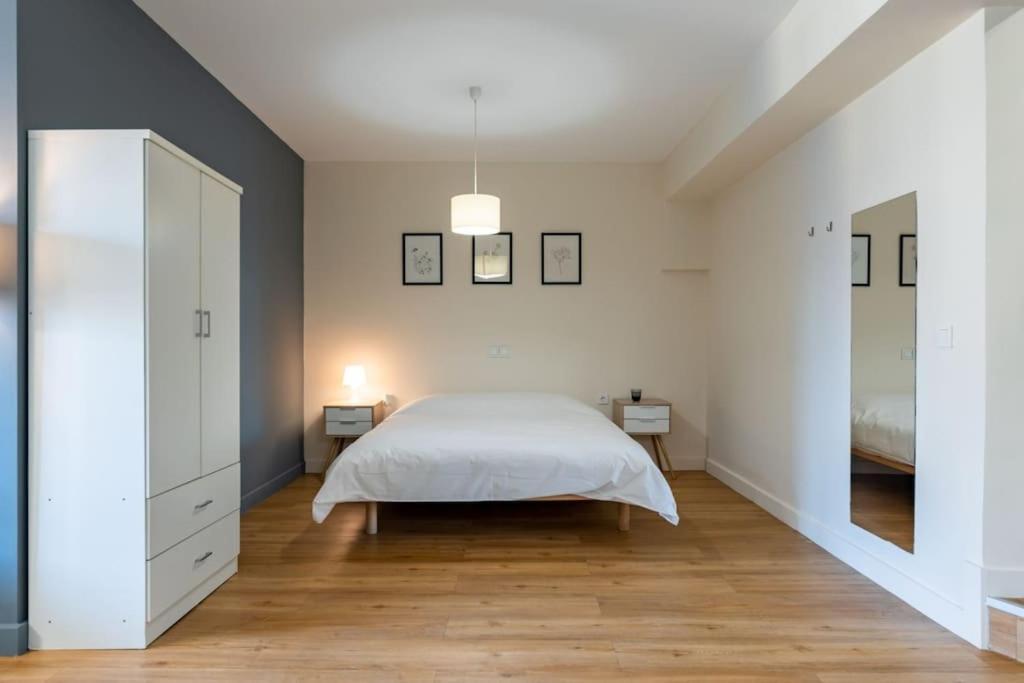 Large Comfy, Modern Studio 5 Min To Acropolis Athen Exterior foto