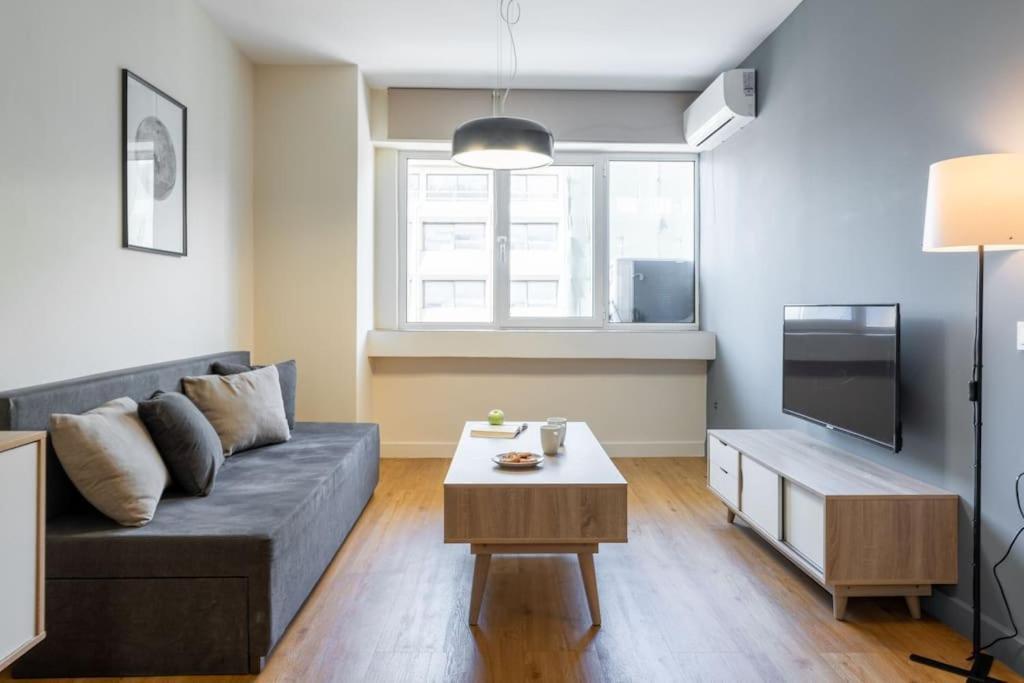 Large Comfy, Modern Studio 5 Min To Acropolis Athen Exterior foto